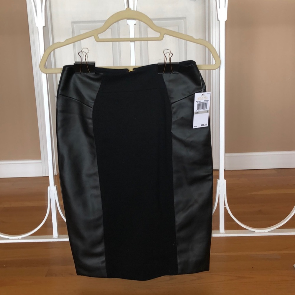 Michael KORS skirt 👗 TAGS STILL ON